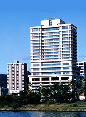 学校法人東海大学パシフィックセンター（2014.4 東海大学パシフィックセンター）をアメリカ・ハワイに開設